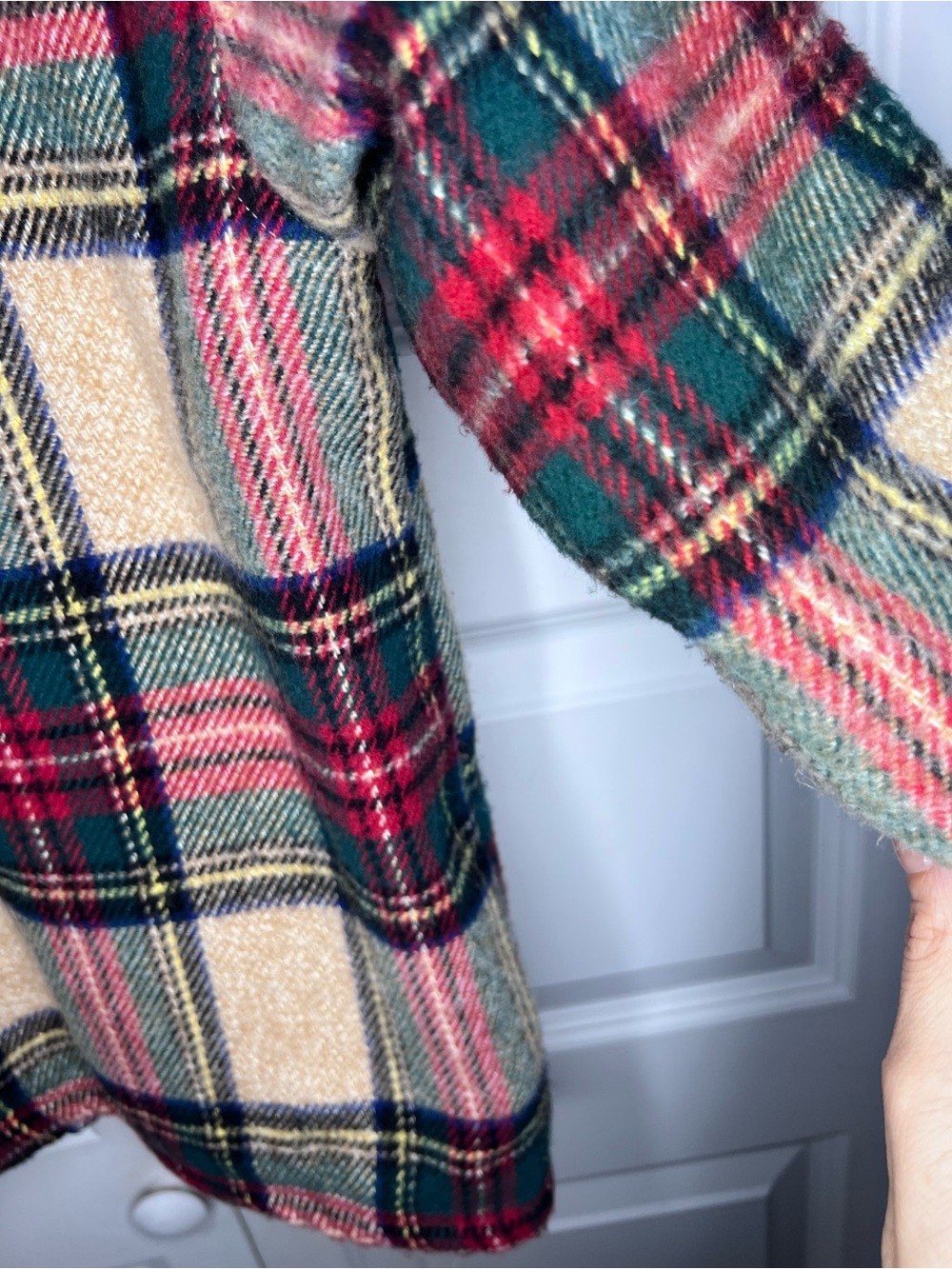 Scene & Heard Boys Sherpa-Lined Plaid Flannel Jacket Shacket | Size 10/12 - Picture 5 of 6